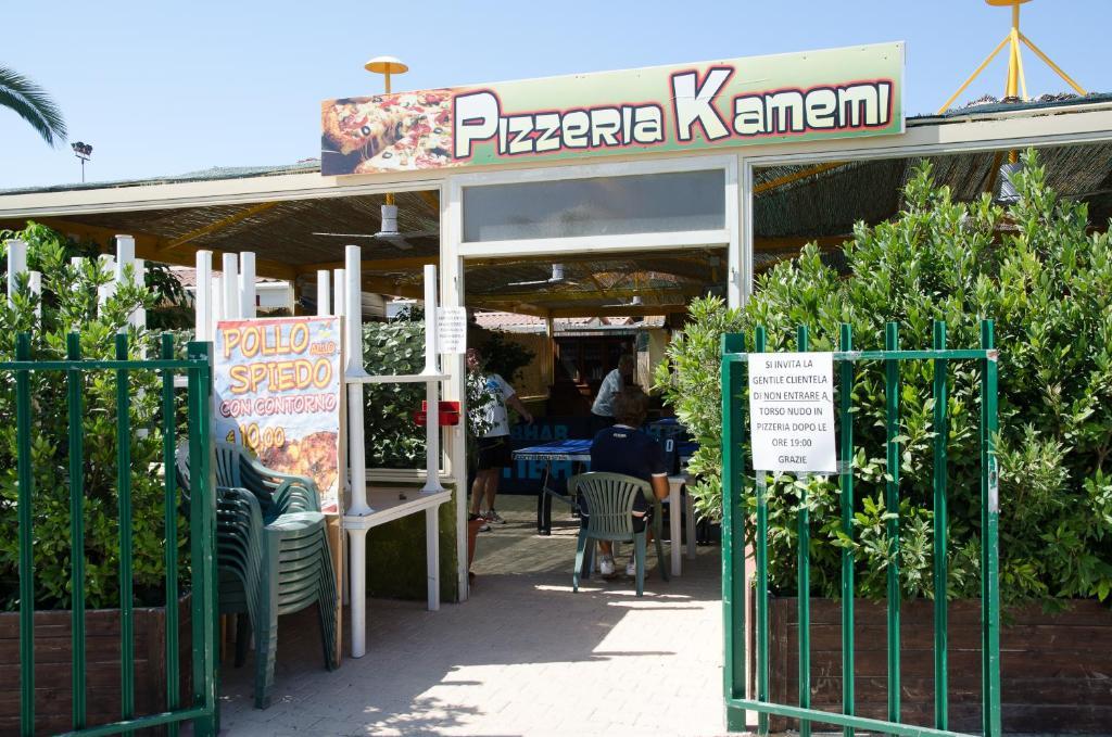 Kamemi Village & Camping Ribera Luaran gambar