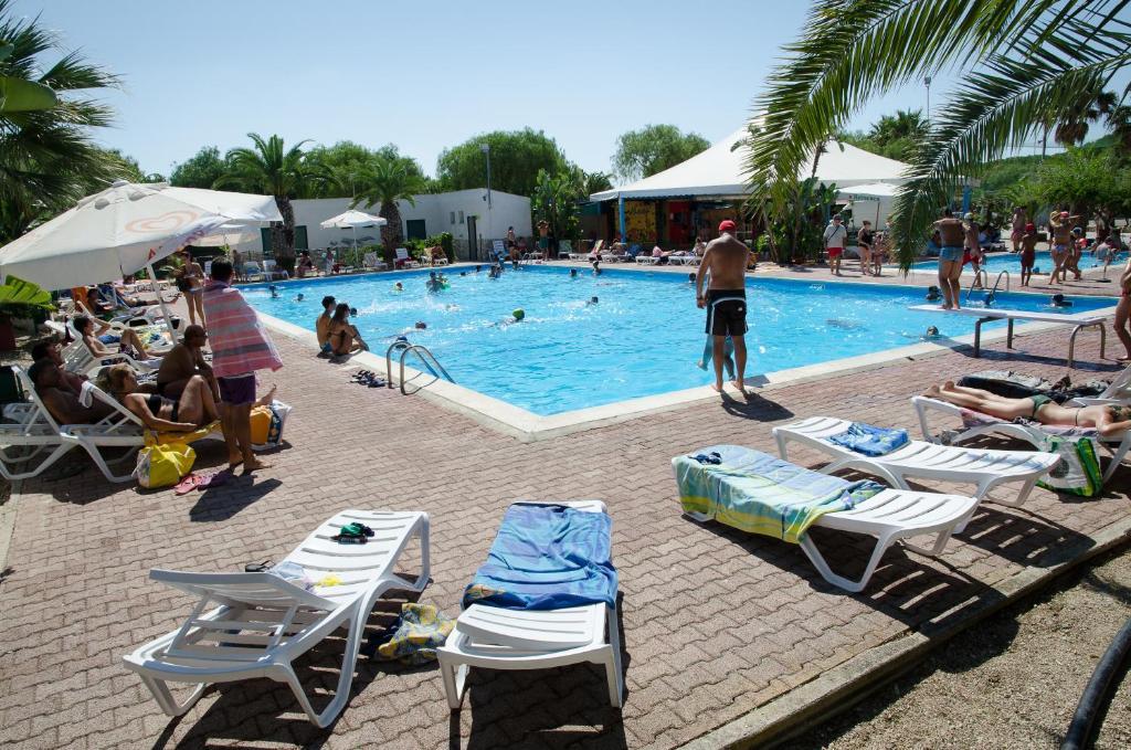 Kamemi Village & Camping Ribera Luaran gambar