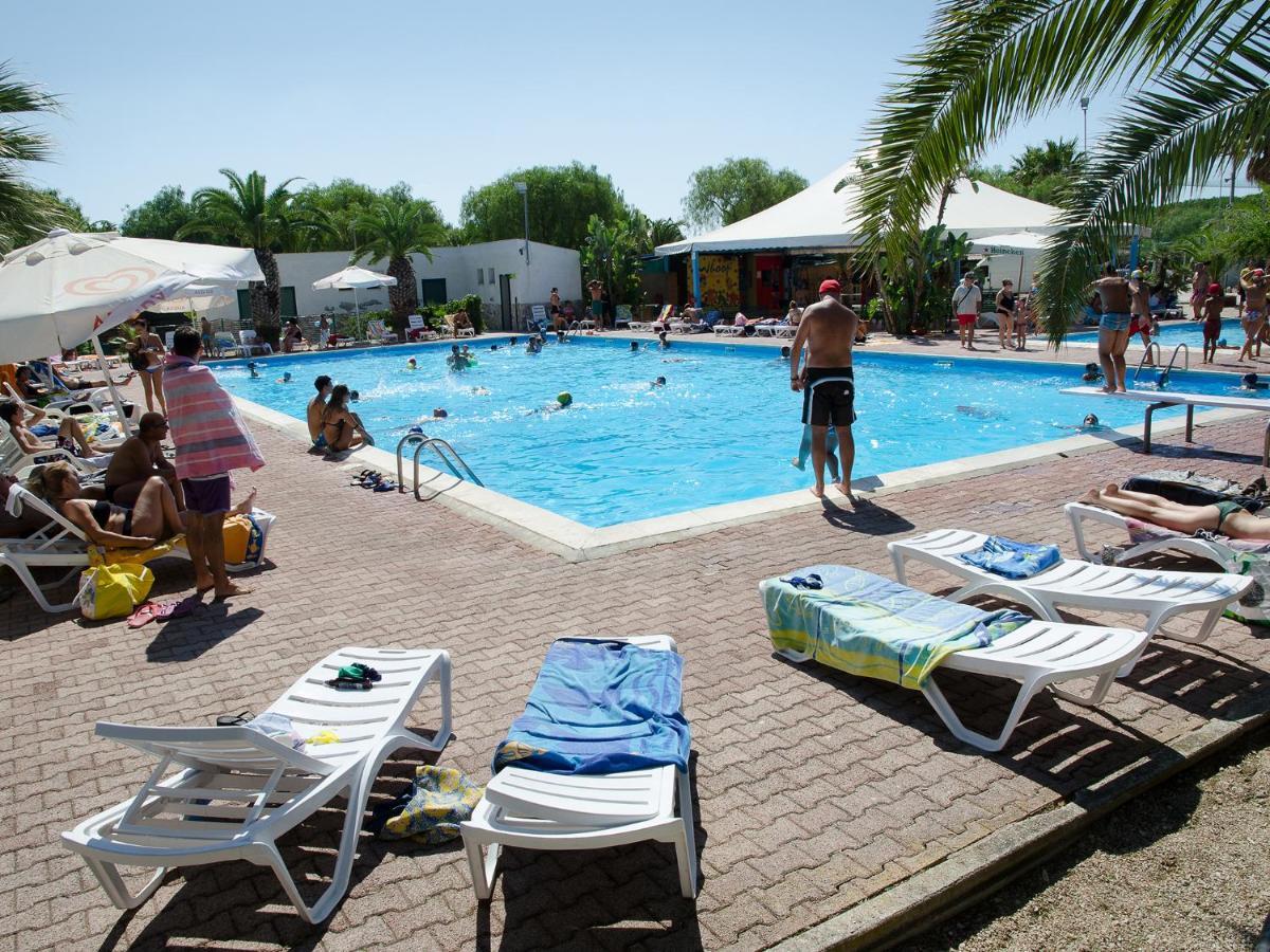 Kamemi Village & Camping Ribera Luaran gambar