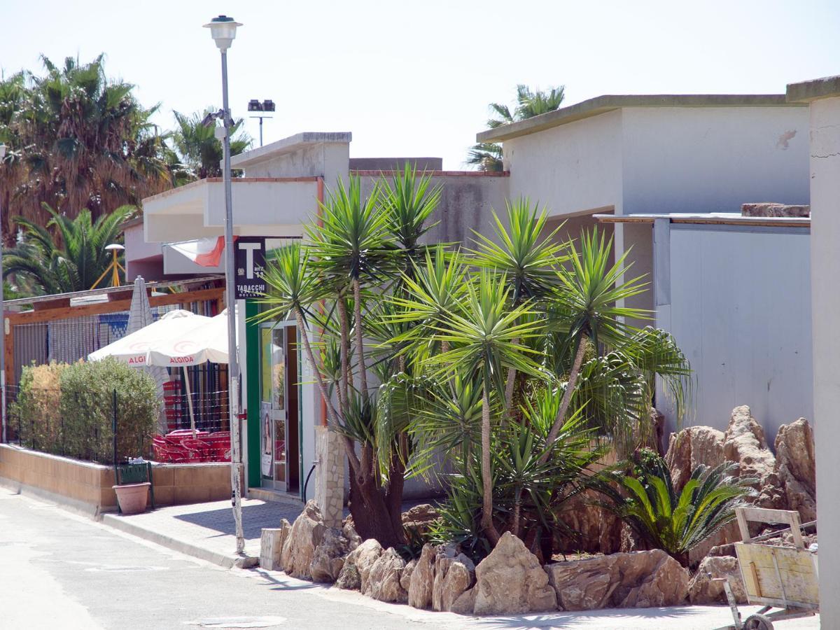Kamemi Village & Camping Ribera Luaran gambar